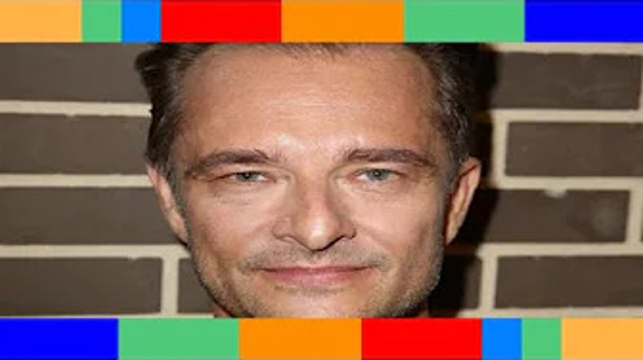   “Câlins du matin avec papa” : David, le fils aîné de Johnny Hallyday fait craquer les internau