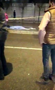 Sancaktepe'de otomobil ile çarpışan motosiklet sürücüsü olay yerinde hayatını kaybetti