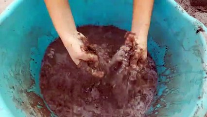 Super Gritty Sand Cement Messy Water Crumbles Cr: Awunai ASMR