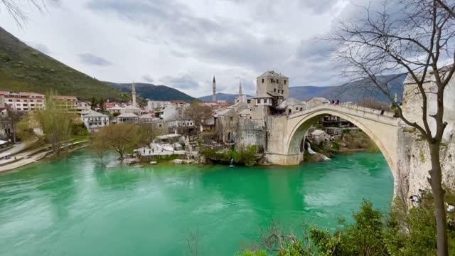 Neretva Nehri'nin Osmanlı gerdanlığı: Mostar Köprüsü