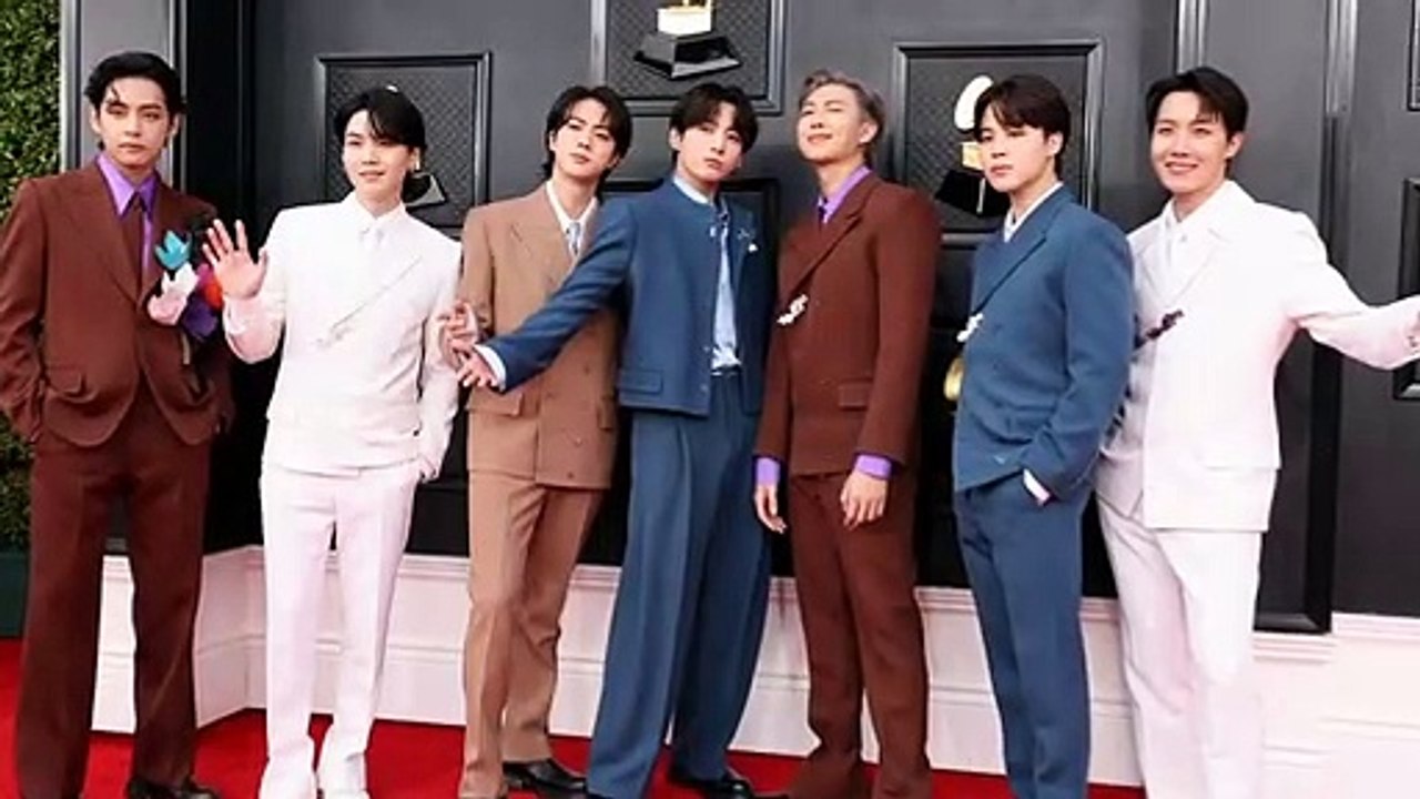 BTS V “Flirts” With Olivia Rodrigo At The 2022 GRAMMYs Here’s What Happened