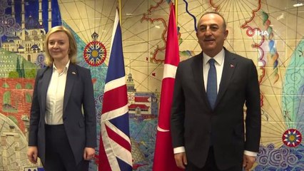 Bakan Çavuşoğlu, İngiltere Dışişleri Bakanı Truss ile görüştü