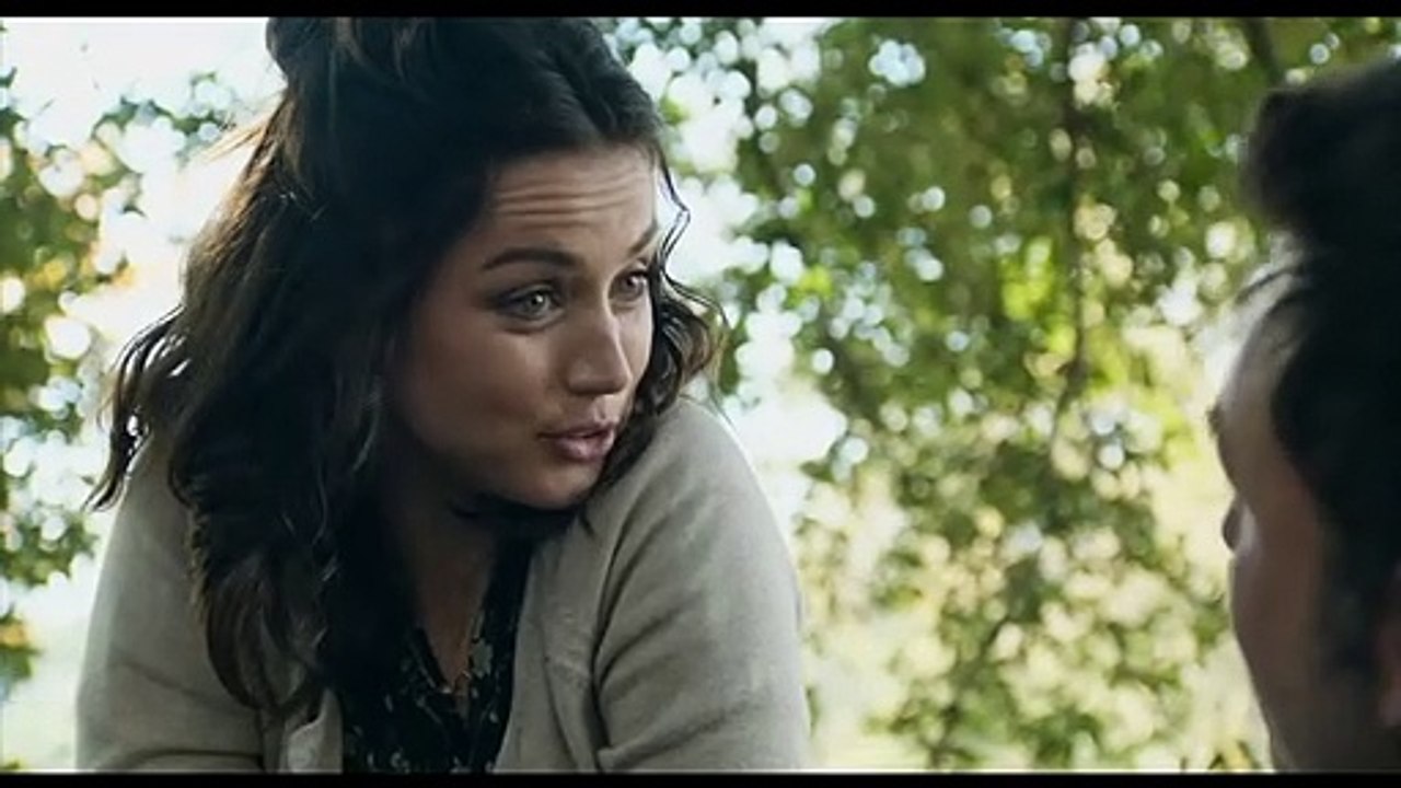 Deep Water (2022) Hulu Original Movie Review