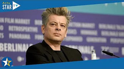 Benjamin Biolay : cette femme qui dévoile son vote à sa place même si “les Français s'en contrefoute