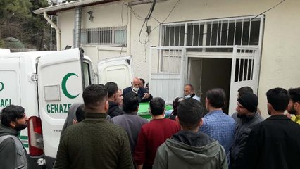 İNŞAATTAN DÜŞEN BOYA USTASI ÖLDÜ