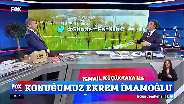 Nihat Hatipoğlu, kendisine sorulan kaş sorusunu duyunca gülmekten soruyu yanıtlayamadı