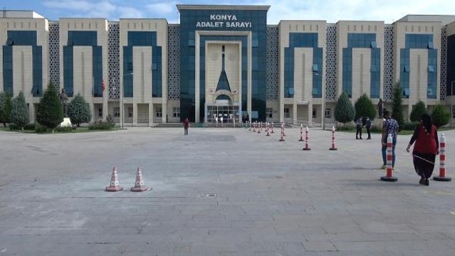 Okul müdür yardımcısı hakkında 'Namaz kılıyor musunuz ki, oruç tutuyorsunuz' dediği iddiasıyla suç duyurusu