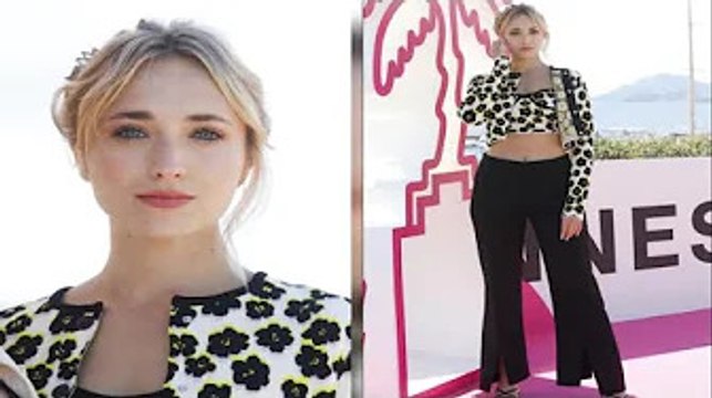 Chloé Jouannet en robe transparente ou petit top et ventre à l'@ir, elle illumine Canneséries