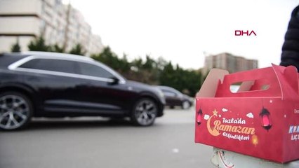 TUZLA'DA İFTAR SAATİNDE YOLDA KALAN VATANDAŞLARA İFTARLIK DAĞITILDI