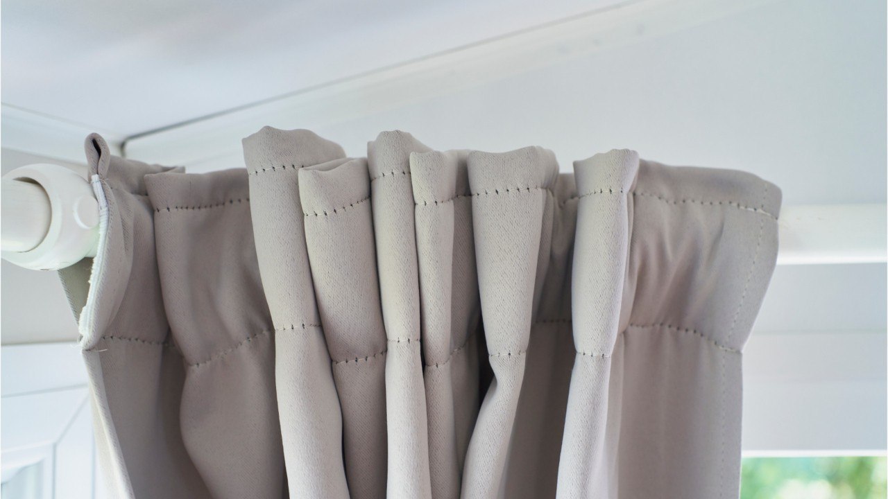 Rideaux : nos astuces déco pour embellir nos fenêtres