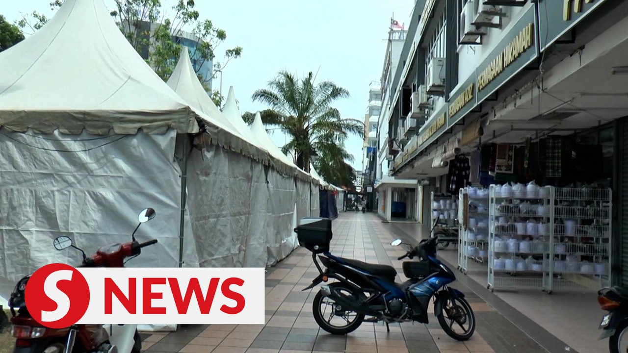 Shop owners say Ramadan bazaar in Melaka affecting their businesses