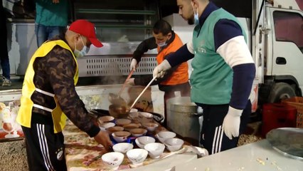 الشباب الجزائري في خدمة العمل التطوعي في رمضان