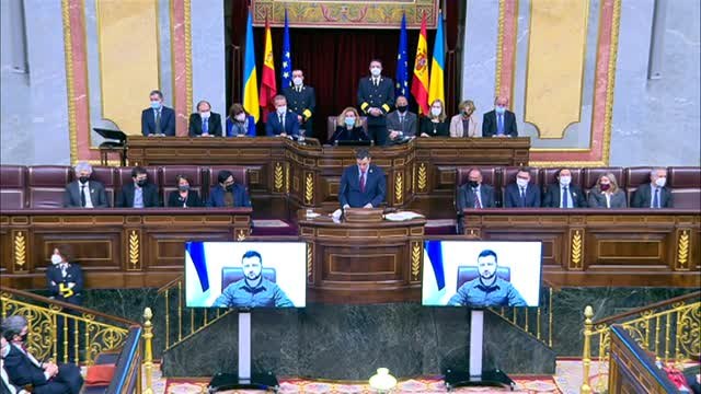 Sánchez promete a Zelenski más armas y el apoyo a su adhesión a la Unión Europea