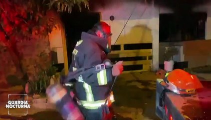 Un voraz incendio envolvió un domicilio ubicado en el colonia El Vergel, en Tlaquepaque