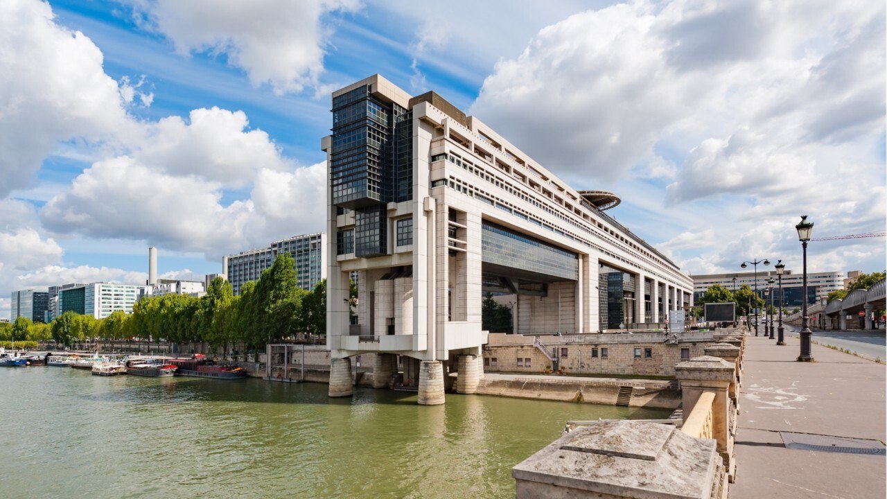 Crédit immobilier : votre assurance emprunteur pèse maintenant plus lourd que vos intérêts… voici comment réduire la facture