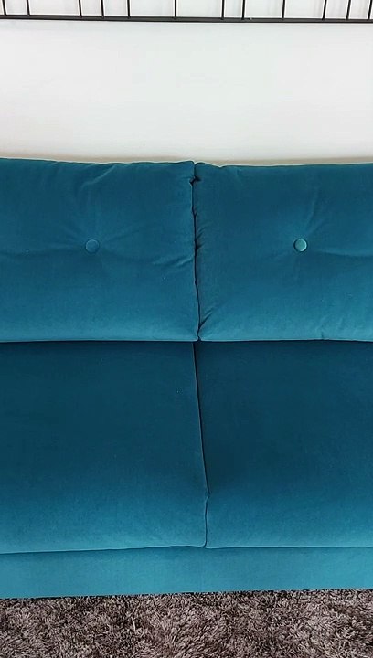 comment ouvrir le canapé lit de Madeleine