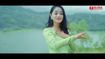 Safira Inema  Cinta Putih Official Music Video