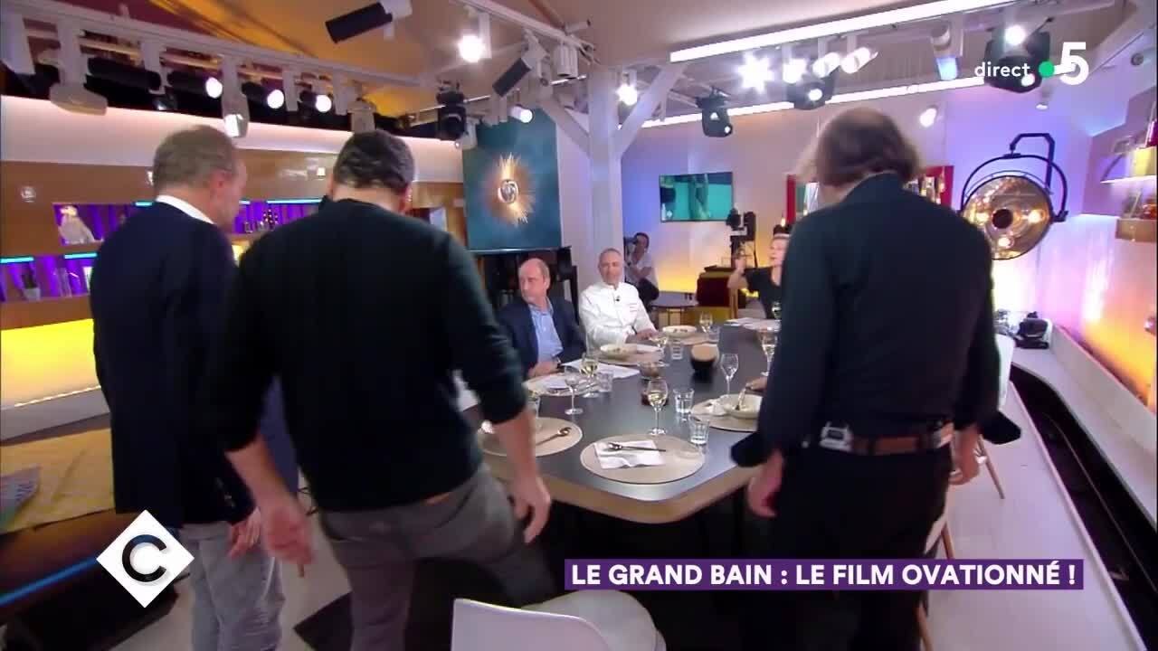 GALA VIDÉO - Gilles Lellouche et Benoît Poelvoorde survoltés sur le plateau de C à vous