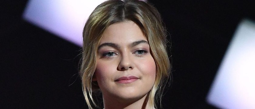 GALA VIDEO - Louane Fête Ses 22 Ans, Comment Elle a Fait Bloc Avec Ses Frère Et Soeurs Après La Disparition De Ses Parents (1)