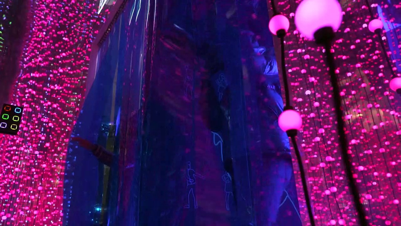 'Museu' de selfies faz alegria de tiktokers e instagramers na Suécia