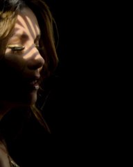 VIDEO GALA - Eva Longoria, superbe en gold