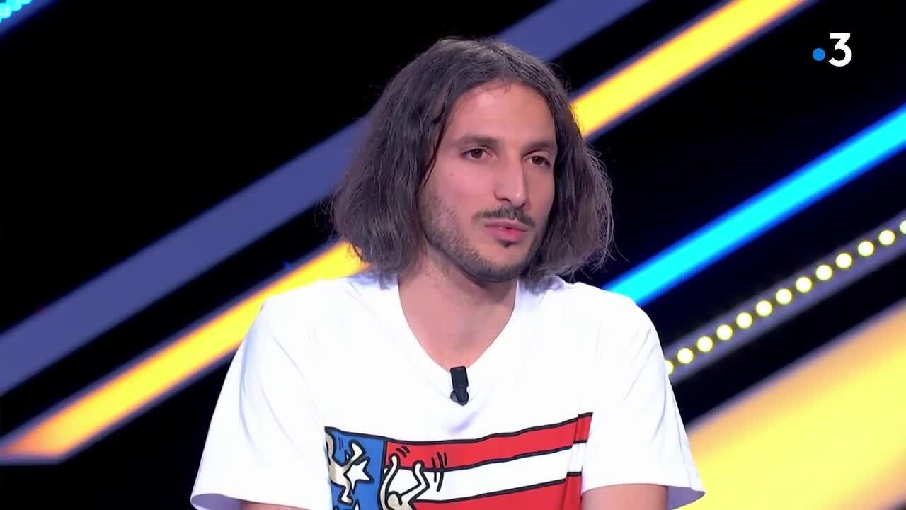 GALA VIDEO - Surprise ! Xavier des 12 Coups de midi est aussi dans Questions pour un champion