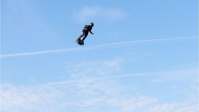 Ce que l'on sait déjà sur la voiture volante de Franky Zapata