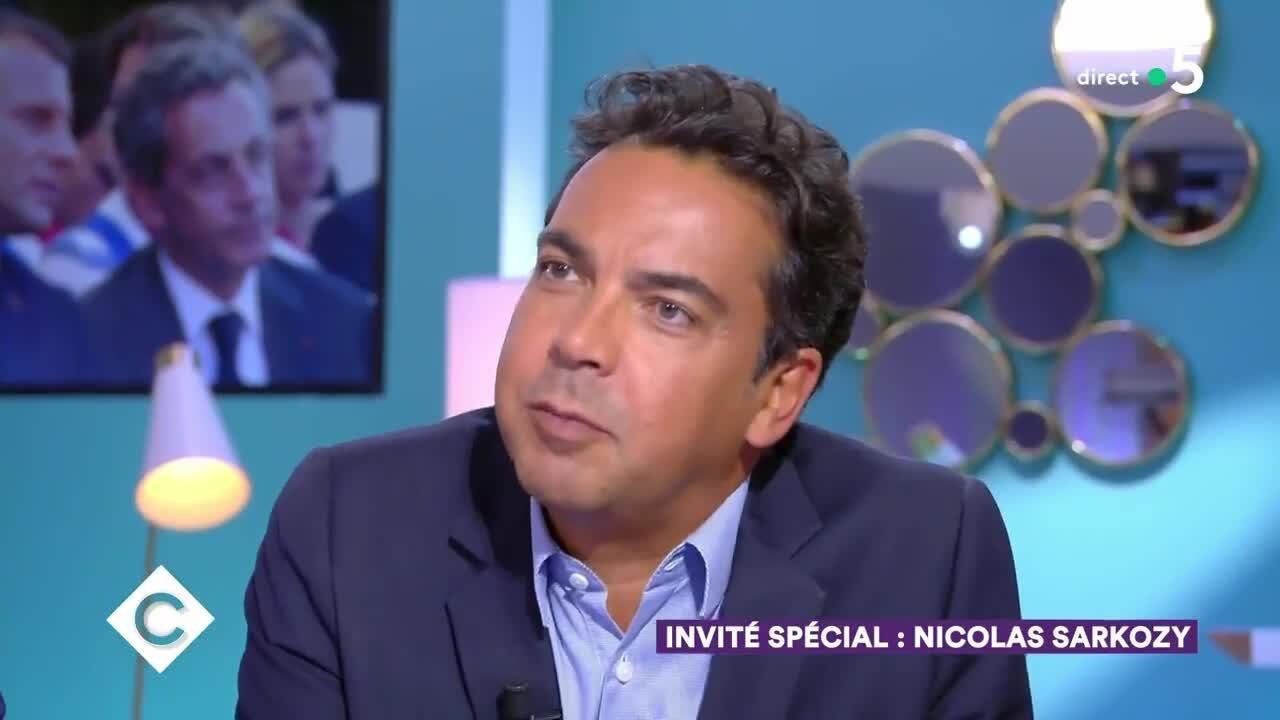 GALA VIDEO - Les petites piques de Nicolas Sarkozy  à François Hollande dans C à vous