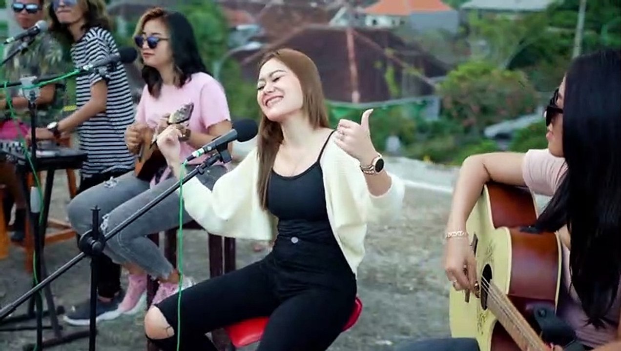 Vita Alvia  Geger Geden  Kentrung Version  Official Music Video