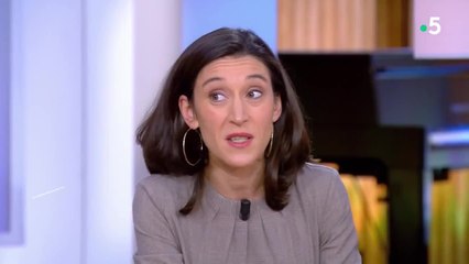 VIDÉO - Brigitte Macron : pourquoi il faut toujours l'appeler "Madame la présidente"