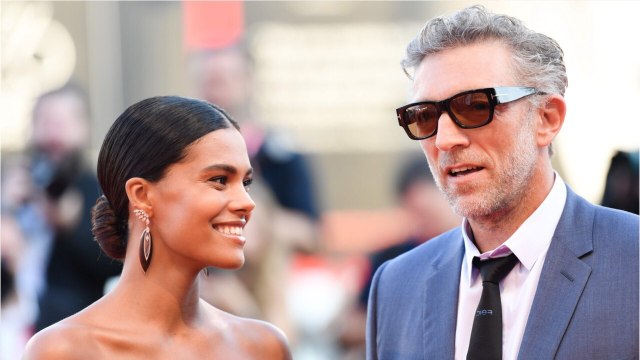 GALA VIDÉO - PHOTO – Tina Kunakey : un nouveau tatouage coquin pour l’épouse de Vincent Cassel