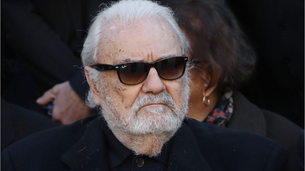 GALA VIDEO - Jean-Jacques Debout hanté par Johnny Hallyday : "Il me parle toutes les nuits"