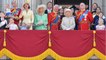 GALA VIDEO - Trooping the colour, l’anniversaire de la reine Elizabeth II n’échappe pas à la crise