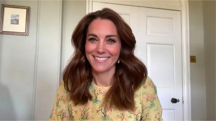 GALA VIDEO - Hyperactive, Kate Middleton sur tous les fronts malgré le confinement