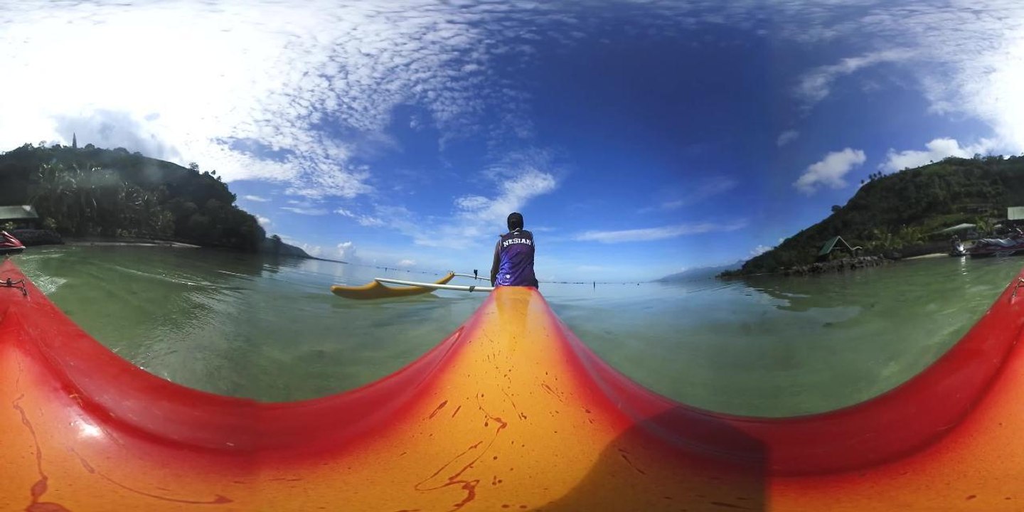 VIDÉO 360° - Embarquez à bord d'une pirogue polynésienne