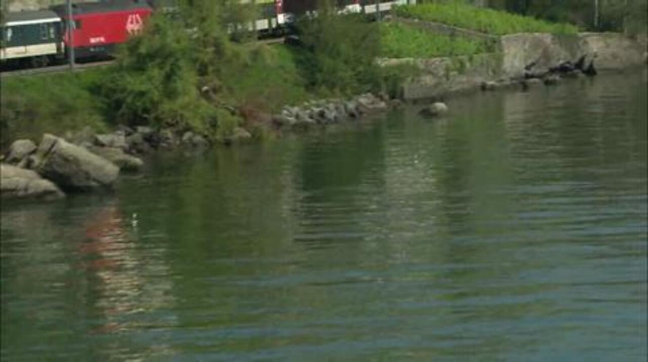 M400P7S25800E112900-prises-de-vue-aeriennes-ete-vaud-valais-oberland-bernoi