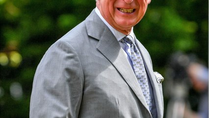 GALA VIDEO - Le prince Charles fou de joie de retrouver ses petits-enfants… même s’il ne les embrassera pas
