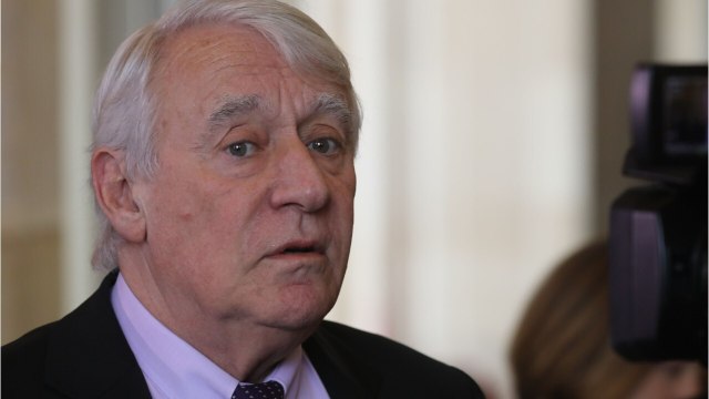 GALA VIDEO - Mort de Claude Goasguen : cette erreur de jeunesse qu'il regrettera toute sa vie