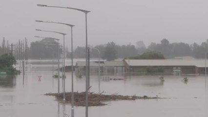 Australie: en trois ans, incendies puis inondations pour Rory