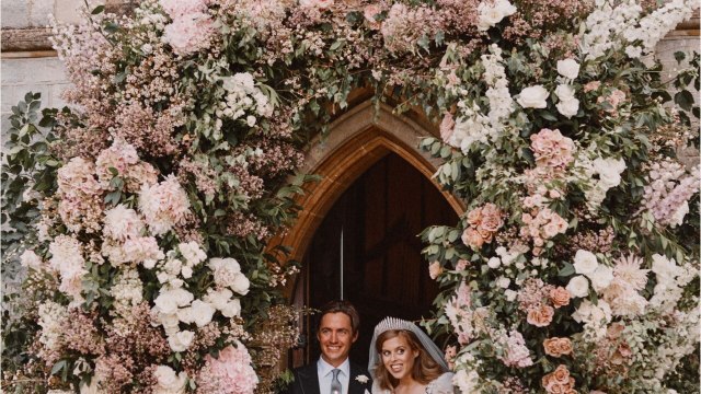 GALA VIDÉO - Mariage secret de la princesse Beatrice : l'incroyable histoire de ses chaussures