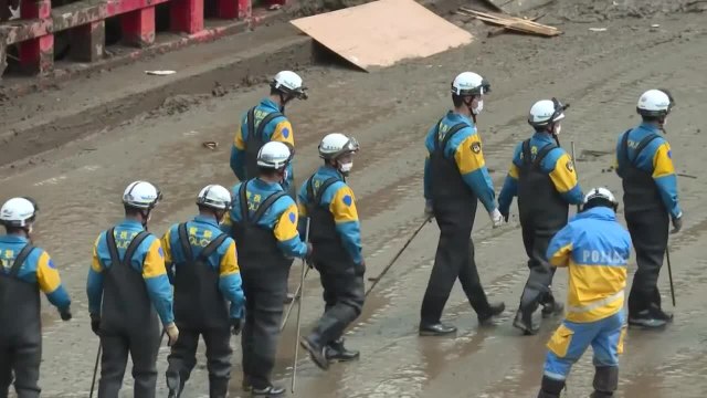Coulée de boue au Japon: 7 morts et 27 personnes toujours recherchées