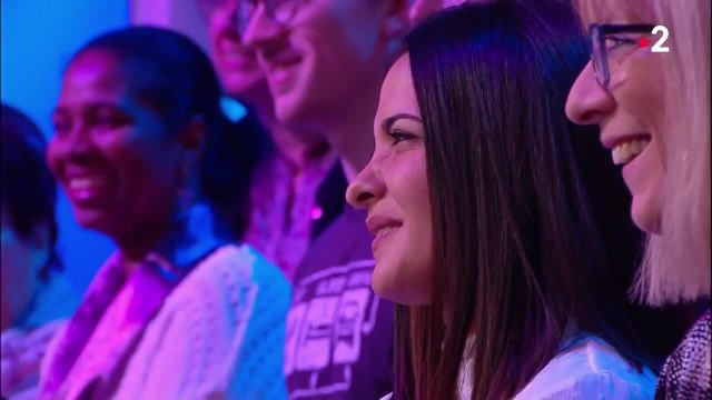 VOICI - Nagui et l'anecdote très coquine d'un invité de Tout le monde veut prendre sa place