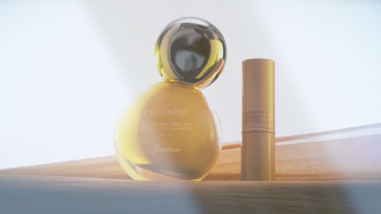 Jeu concours : tentez de gagner le fond de teint Guerlain et le rouge à lèvres Lipstick Queen