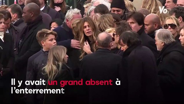 VOICI - Jacques Dutronc revient sur son absence à l’enterrement de Johnny Hallyday