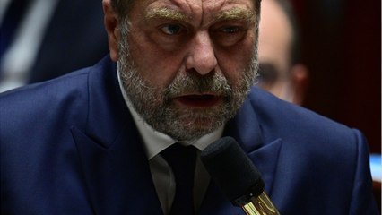 GALA VIDEO - Éric Dupond-Moretti recadre sèchement une députée après une faute de français