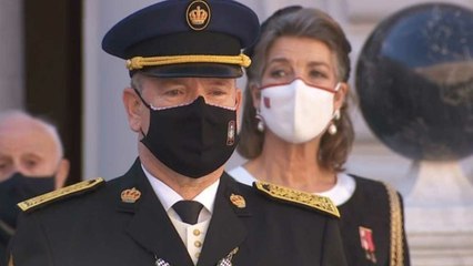 GALA VIDEO - Albert de Monaco les larmes aux yeux : l'image forte de la Fête nationale