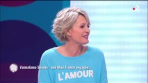 VOICI Sophie Davant a encore tenté une blague gênante dans C’est au programme