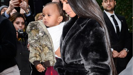 VOICI - « Appelez les secours ! " : la grosse frayeur de Kim Kardashian pour son fils Saint