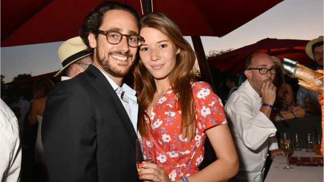 VOICI Emilie Broussouloux enceinte : la femme de Thomas Hollande dévoile son ventre arrondi