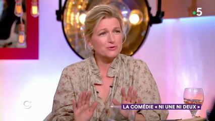 VOICI Mathilde Seigner balance sur la chirurgie esthétique